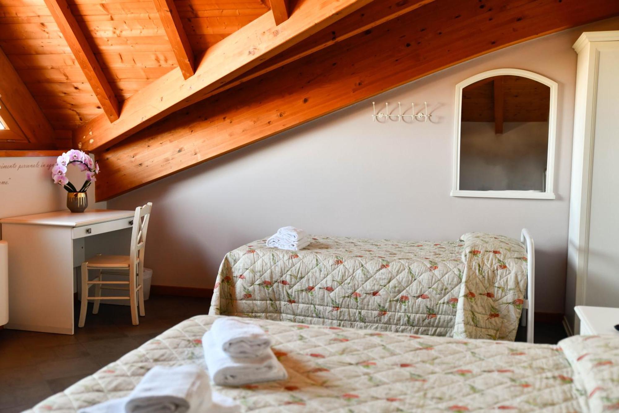 Made in Italy Hotel Bergamo Buitenkant foto