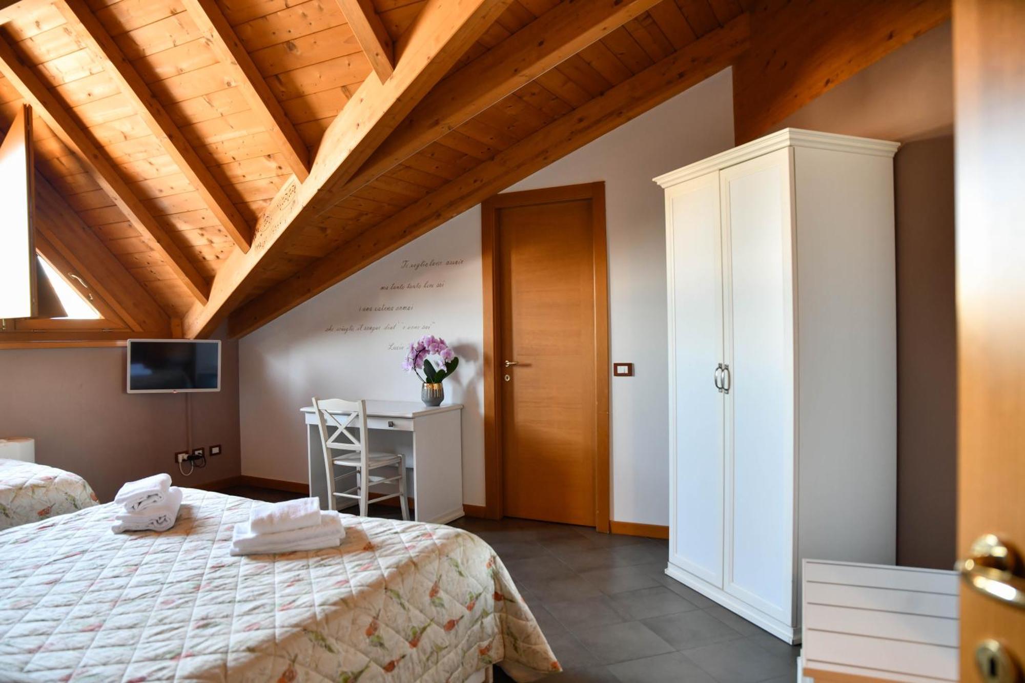 Made in Italy Hotel Bergamo Buitenkant foto