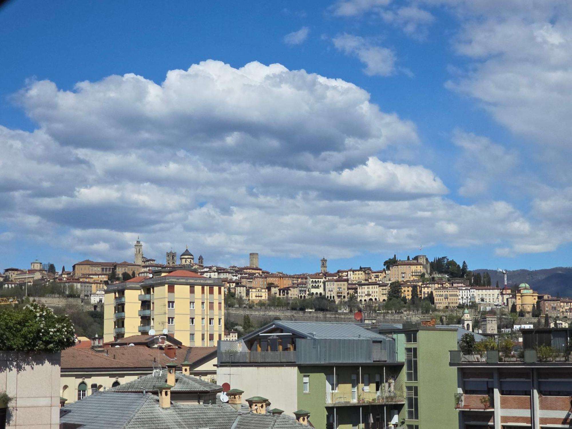 Made in Italy Hotel Bergamo Buitenkant foto